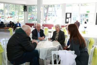 Osmangazi Kent Konseyi, huzurevi sakinleriyle bir araya geldi