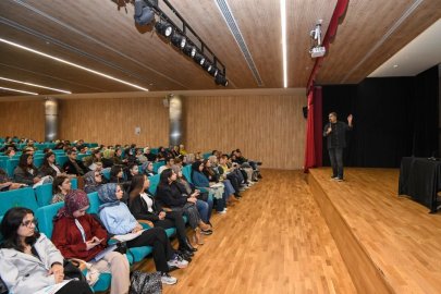 Osmangazi'de KPSS adaylarına eğitim desteği