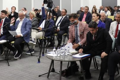 Mudanya'da bütçe krizi, evrak tepkisi meclise damga vurdu