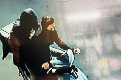 Bursa'da telefonla konuşurken kapkaça uğradı