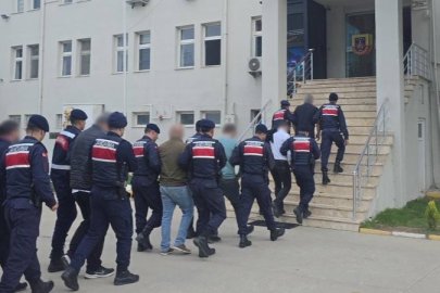 Bursa'da WhatsApp radar grubuna operasyon: 8 gözaltı