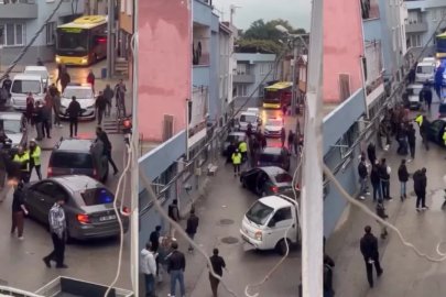 Bursa'da polisin durdurduğu şüphelileri mahalleli kaçırdı!