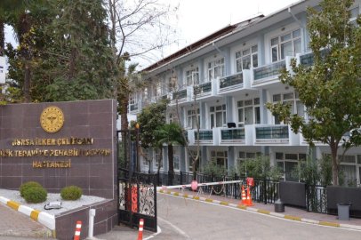 Bursa'da 102 yıllık hastanenin taşınmasına tepkiler sürüyor