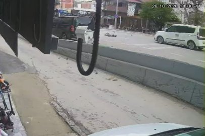 Osmangazi’de feci kaza! Motosikletin çarptığı yaya ağır yaralandı