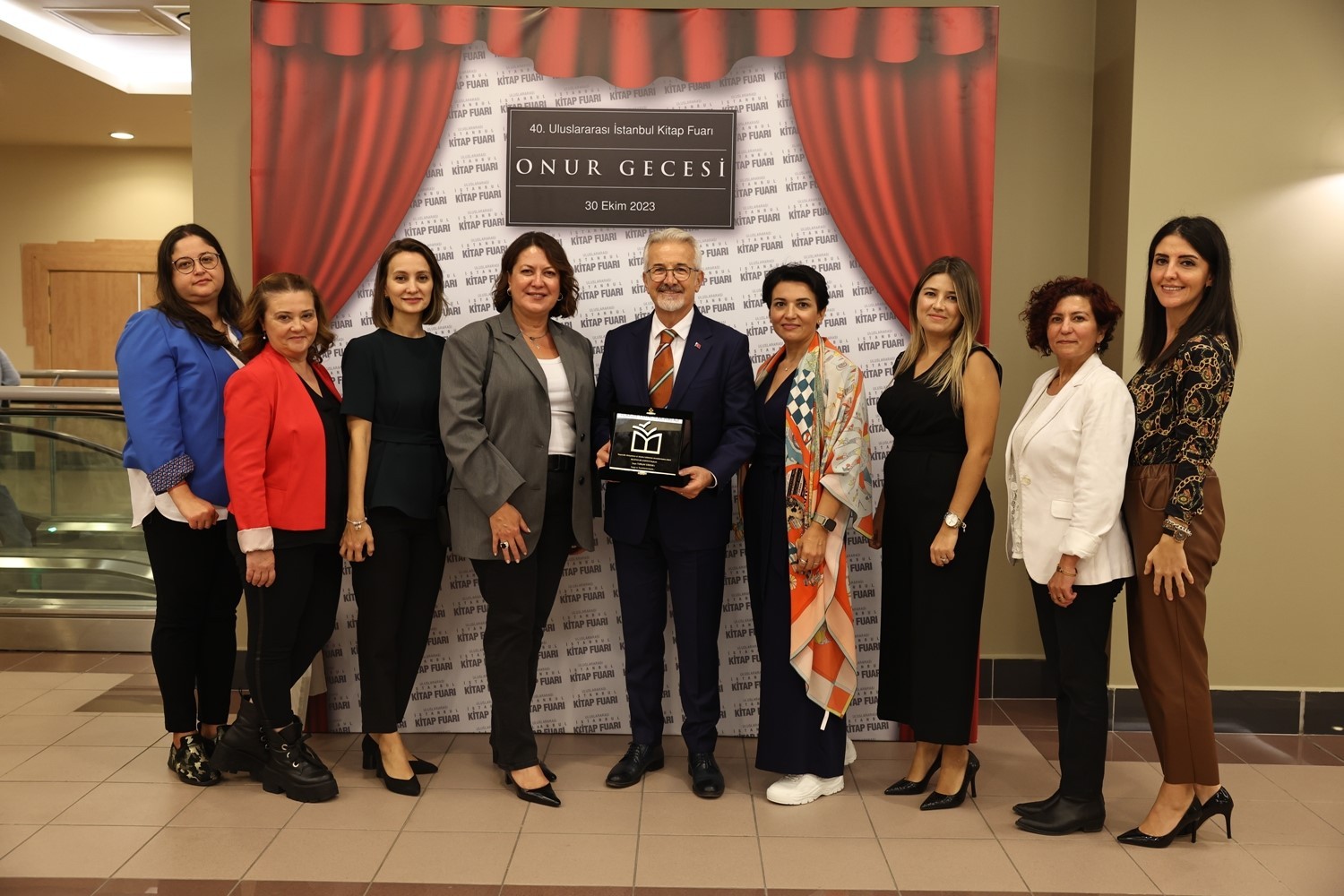 Nilüfer’de okuma kültürüne verilen katkı ödüllendirildi