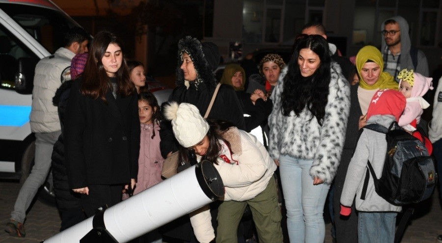 Mustafa Kemal Atatürk bilimle anıldı