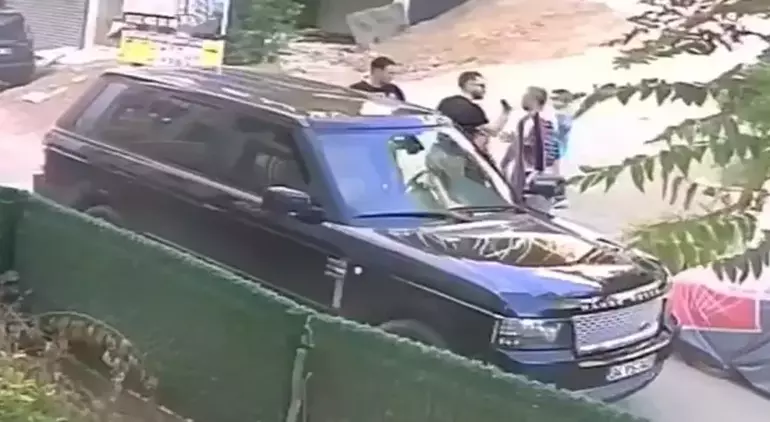 Çocuklarının önünde darp edilen baba konuştu: “Benden zorla özür diletti”