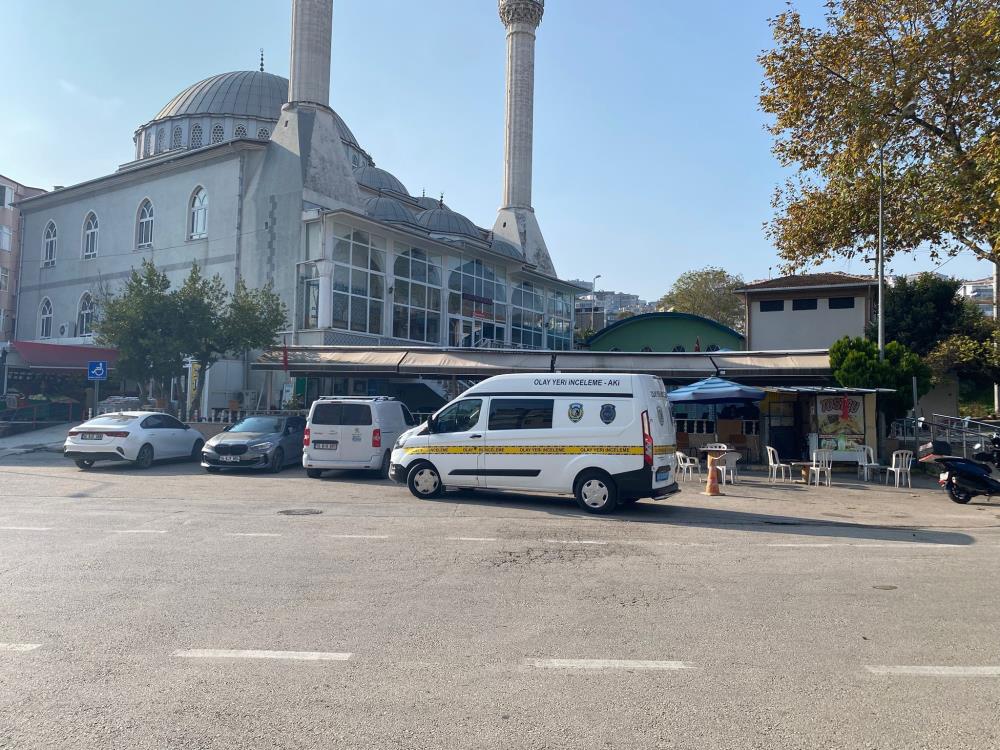 Bursa’da caminin kadınlar tuvaletinde erkek cesedi bulundu